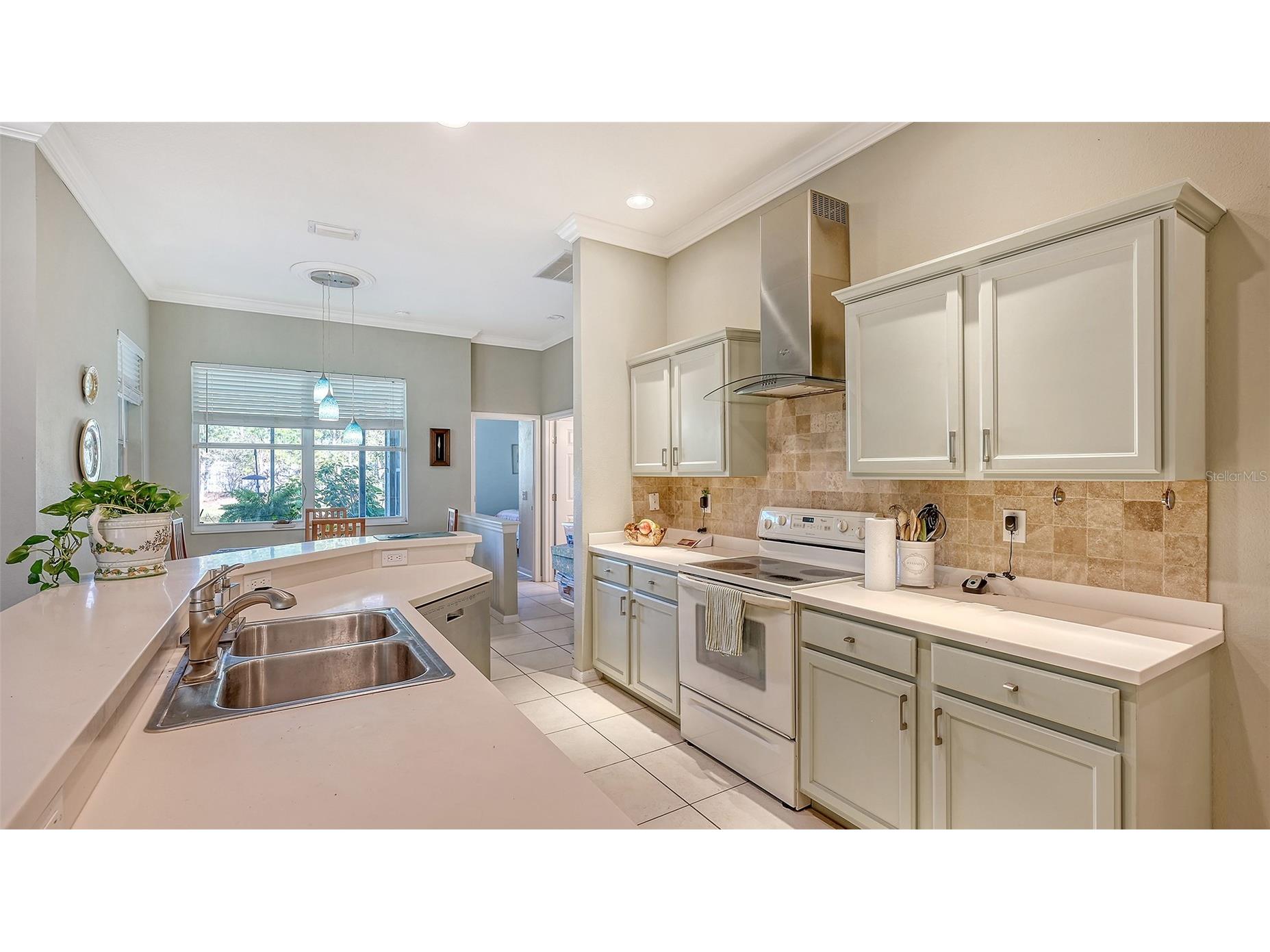 315 Londonderry Drive Sarasota FL 34240 A4694891 image14