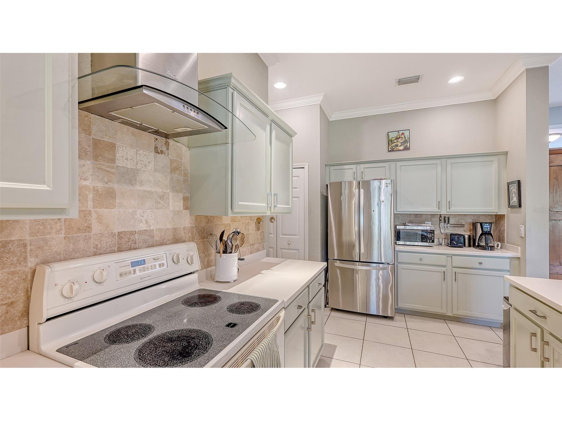 315 Londonderry Drive Sarasota FL 34240 A4694891 image16