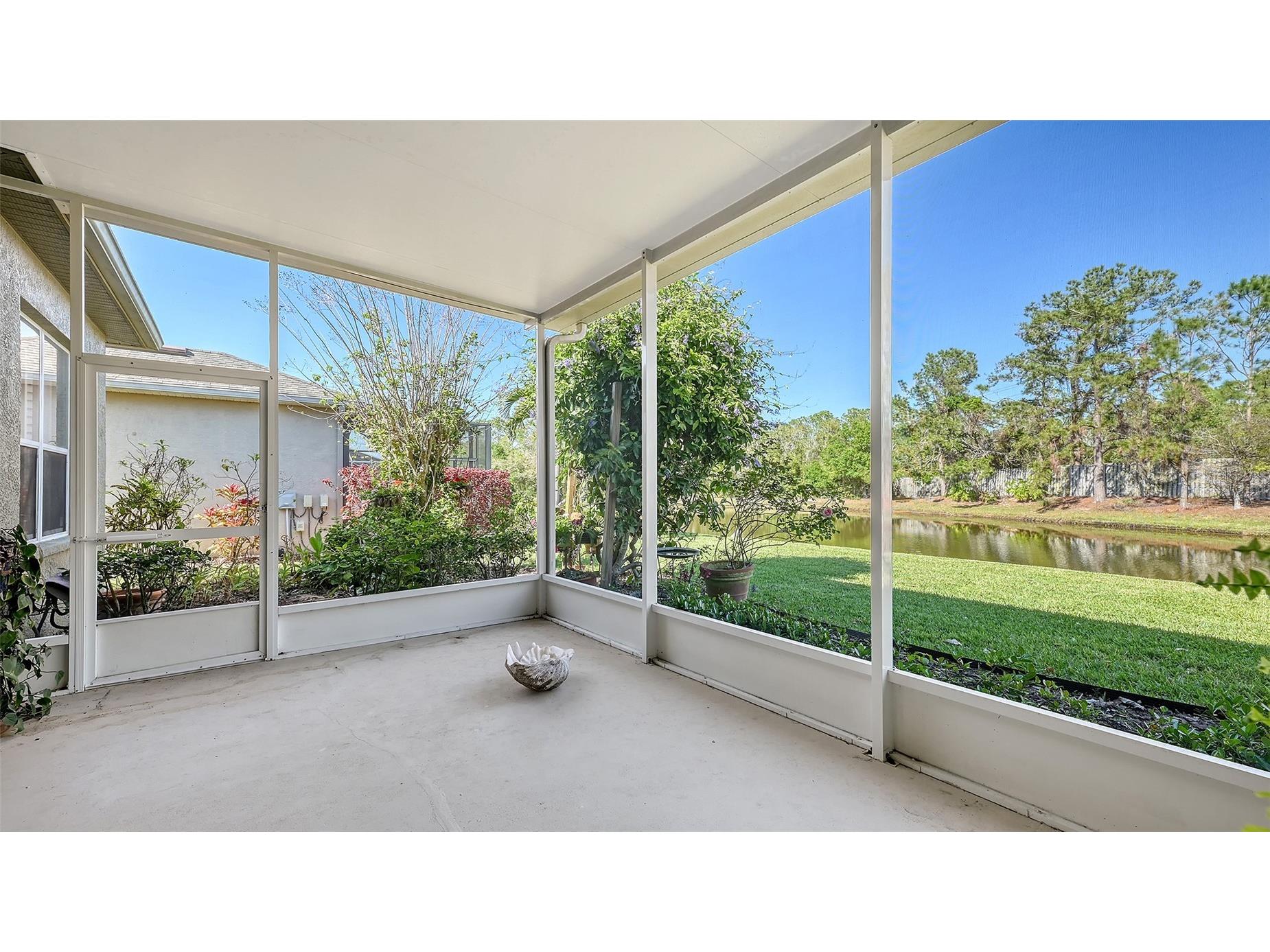 315 Londonderry Drive Sarasota FL 34240 A4694891 image23