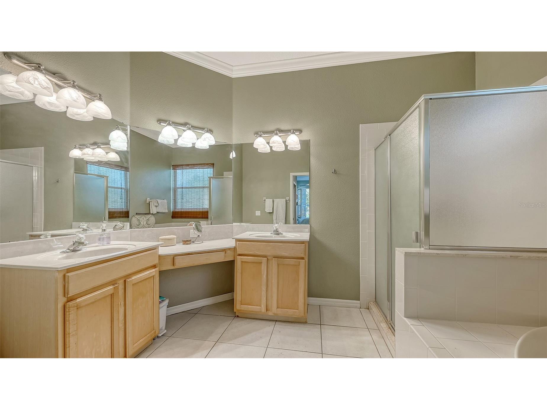 315 Londonderry Drive Sarasota FL 34240 A4694891 image29