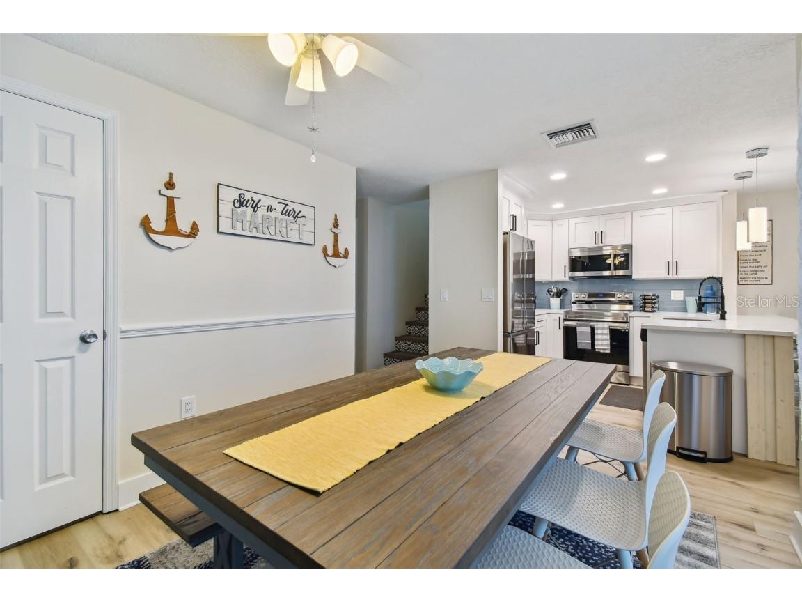 315 Medallion Boulevard #E Madeira Beach FL 33708 TB8445157 image21