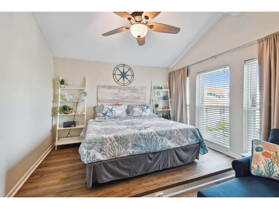 315 Medallion Boulevard #E Madeira Beach FL 33708 TB8445157 image47