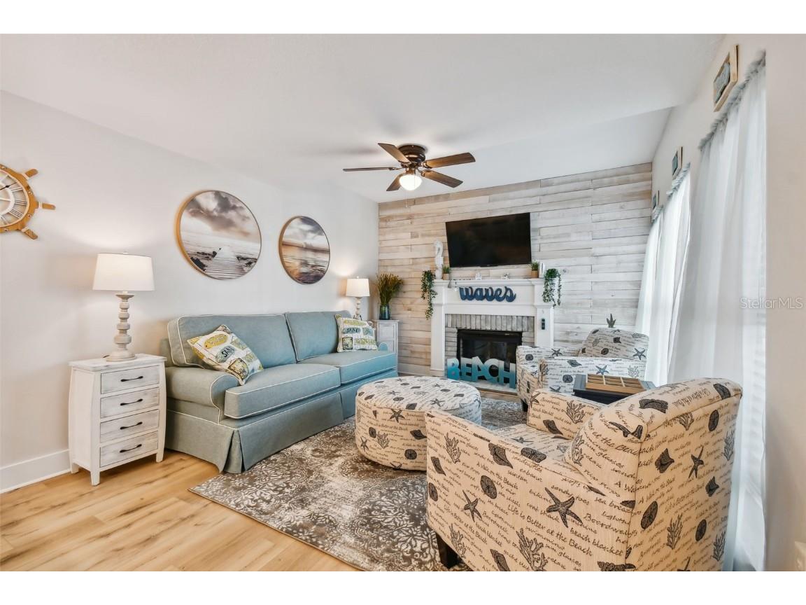 315 Medallion Boulevard #E Madeira Beach FL 33708 TB8445157 image6