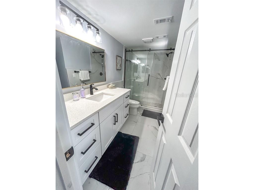 315 Medallion Boulevard #F Madeira Beach FL 33708 O6335780 image8