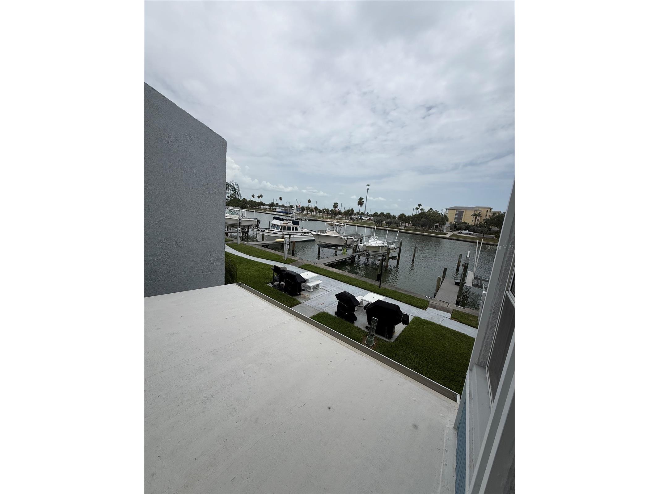 315 Medallion Boulevard #H Madeira Beach FL 33708 TB8529075 image3