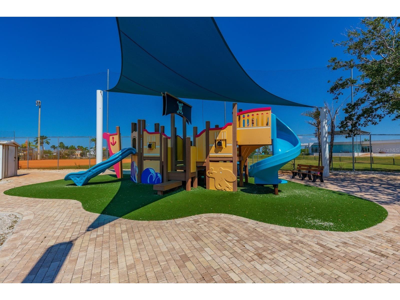 315 Medallion Boulevard #H Madeira Beach FL 33708 TB8529075 image58