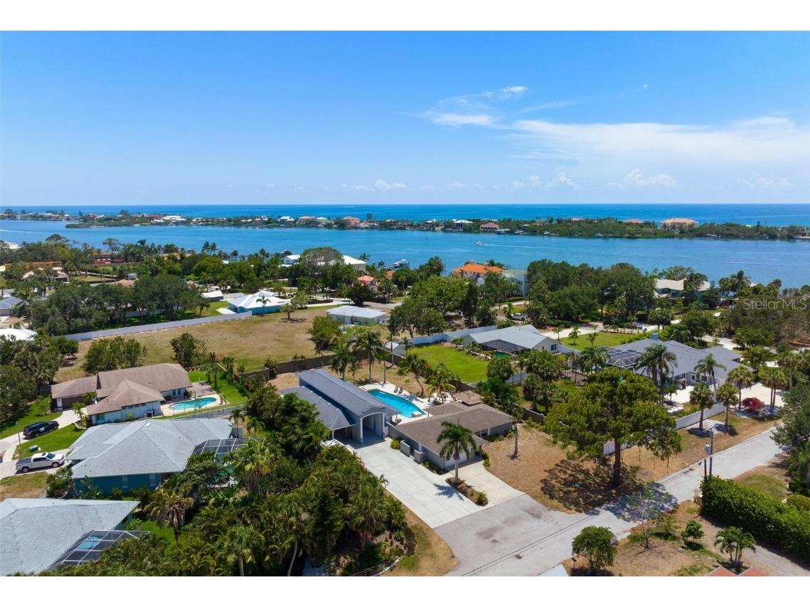315 Montana Avenue Nokomis FL 34275 A4570955 image1