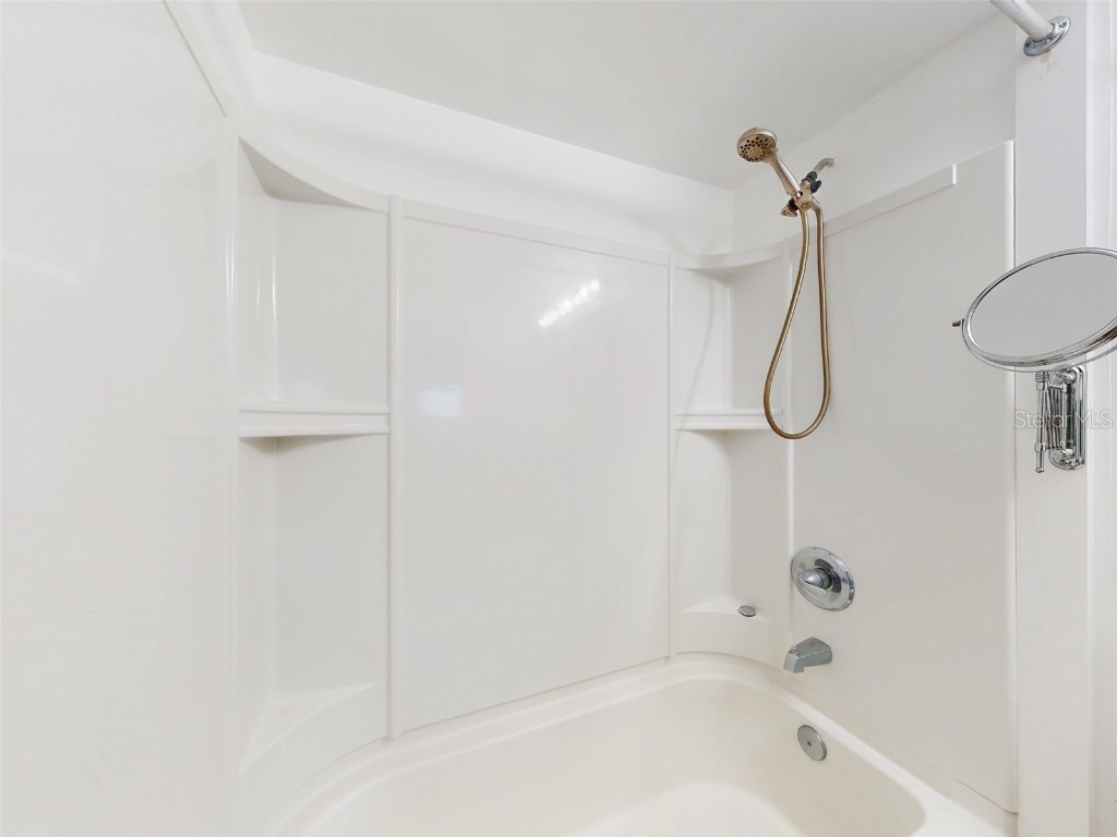 315 N Causeway #405 New Smyrna Beach FL 32169 NS1083915 image17