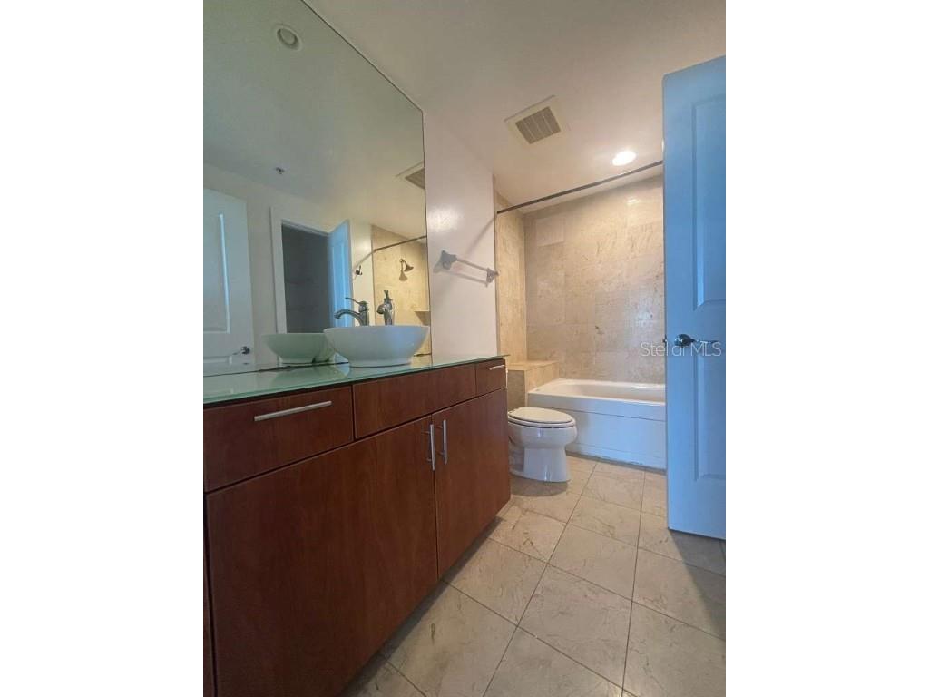 315 NE 3rd Avenue #2009 Fort Lauderdale FL 33301 GC534508 image8