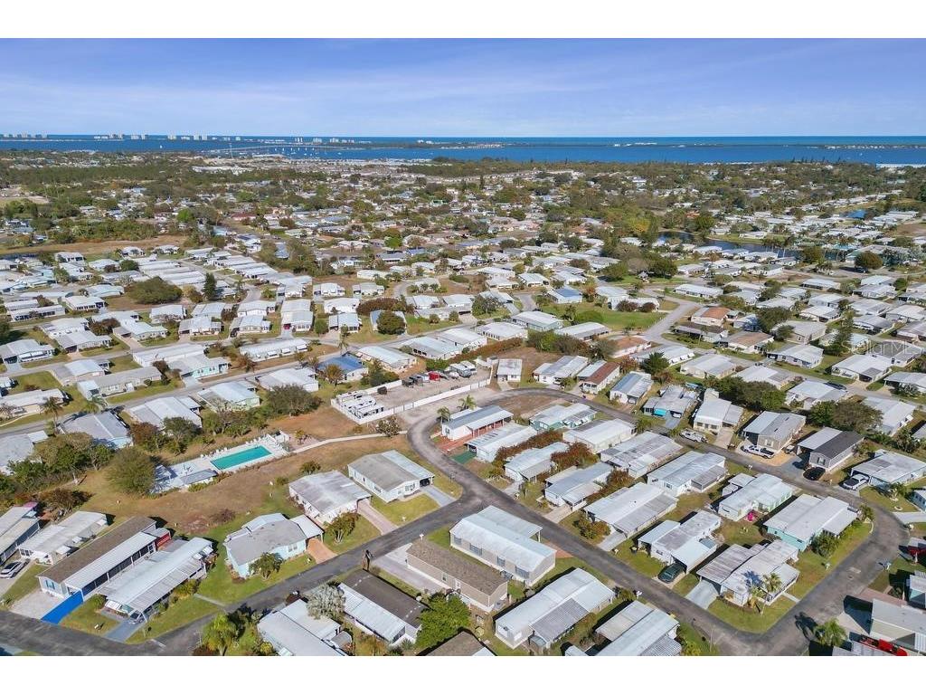 315 NE Cardinal NE #L15 Jensen Beach FL 34957 TB8481029 image22