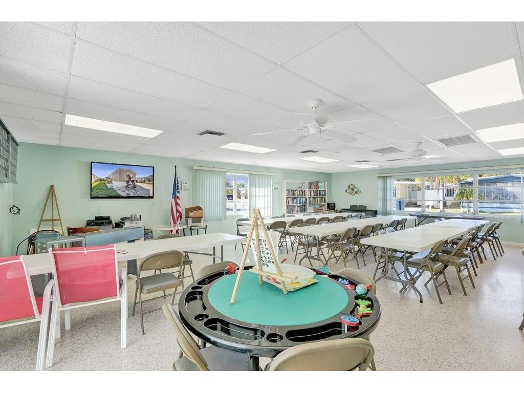 315 NE Cardinal NE #L15 Jensen Beach FL 34957 TB8481029 image28