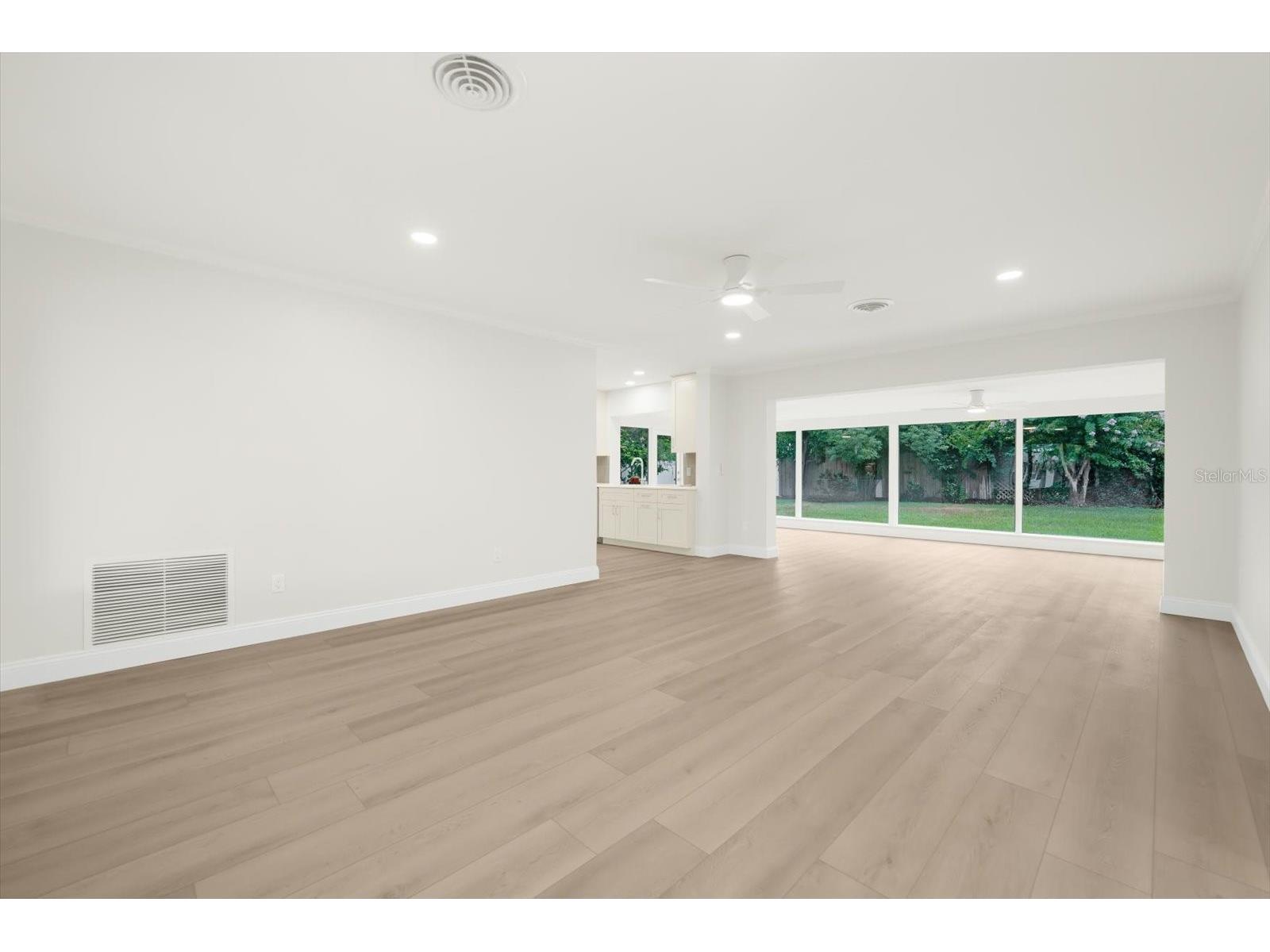 315 Orangewood Lane Largo FL 33770 TB8525763 image3