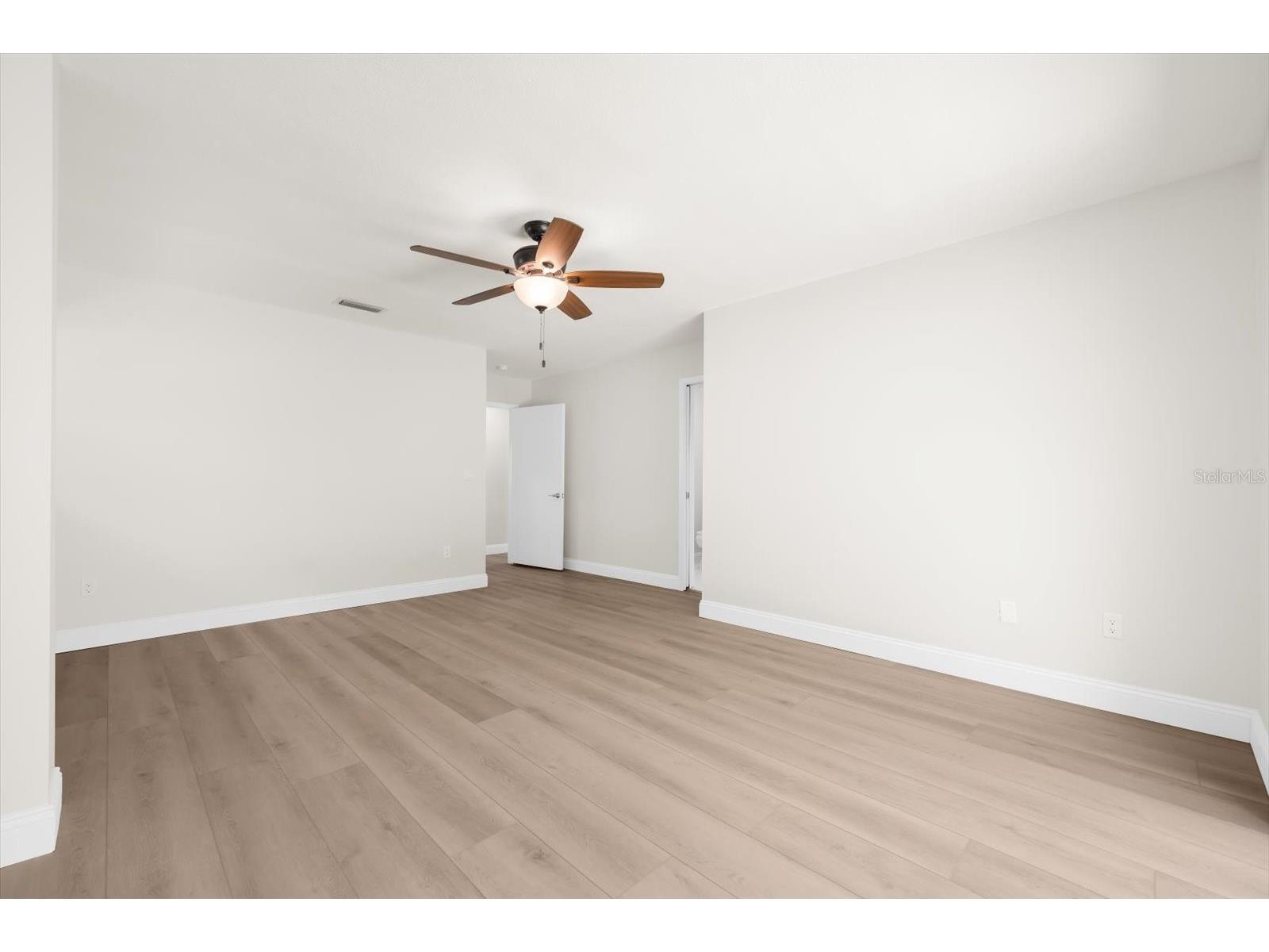 315 Orangewood Lane Largo FL 33770 TB8525763 image41