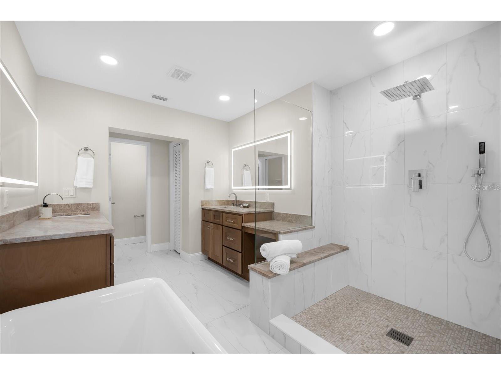 315 Orangewood Lane Largo FL 33770 TB8525763 image47