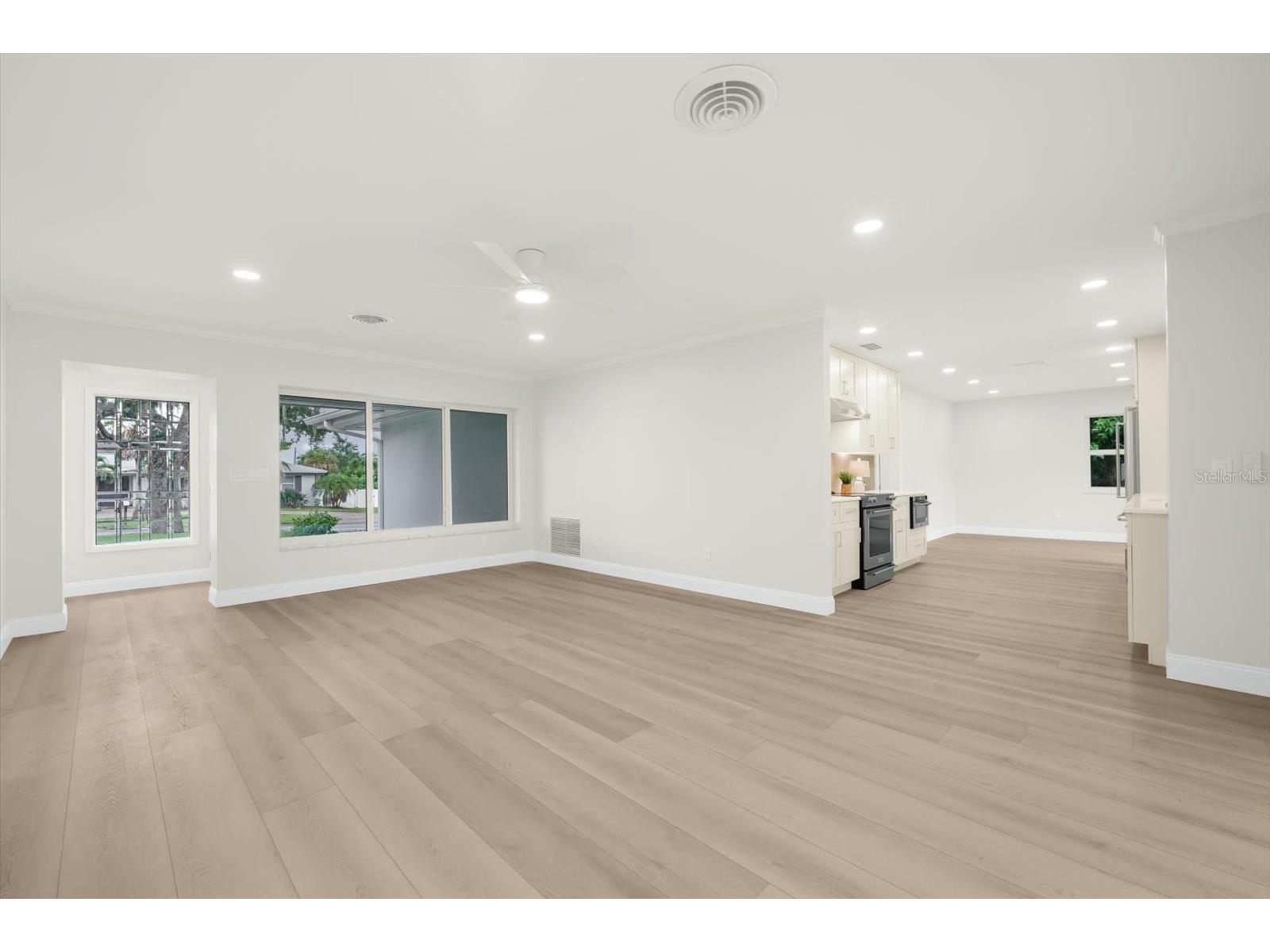 315 Orangewood Lane Largo FL 33770 TB8525763 image6