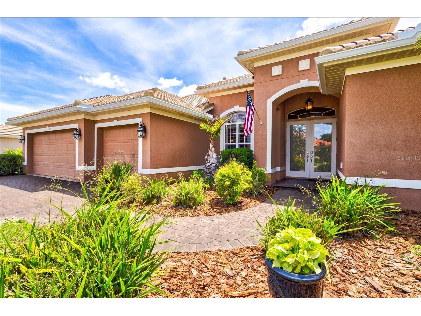 315 Petrel Trail Bradenton FL 34212 A4692945 image1