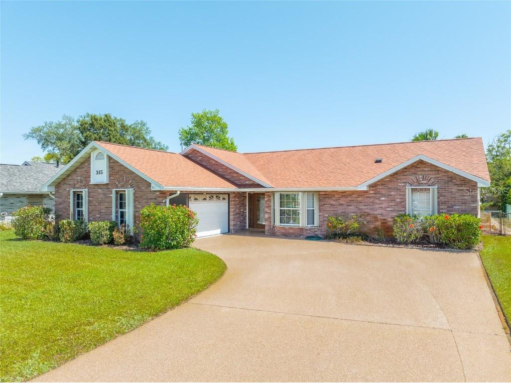 315 Pine Breeze Drive Edgewater FL 32141 O6297381 image1