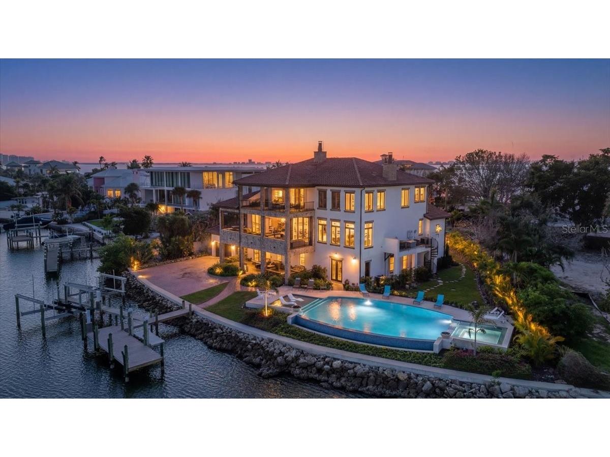 315 S Shore Drive Sarasota FL 34234 A4676265 image1
