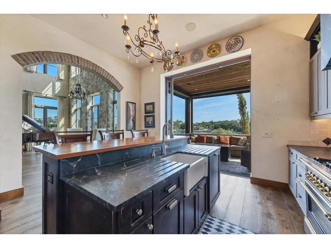 315 S Shore Drive Sarasota FL 34234 A4676265 image25