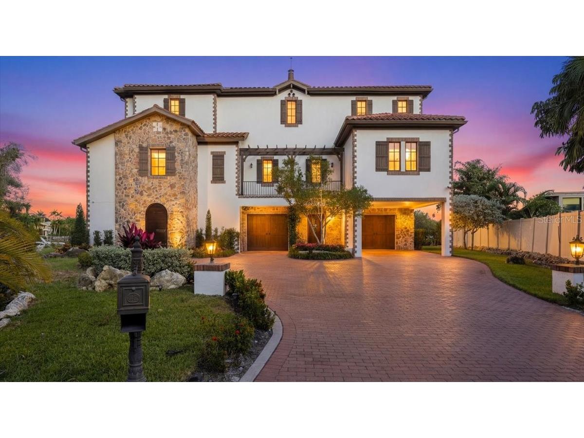 315 S Shore Drive Sarasota FL 34234 A4676265 image3