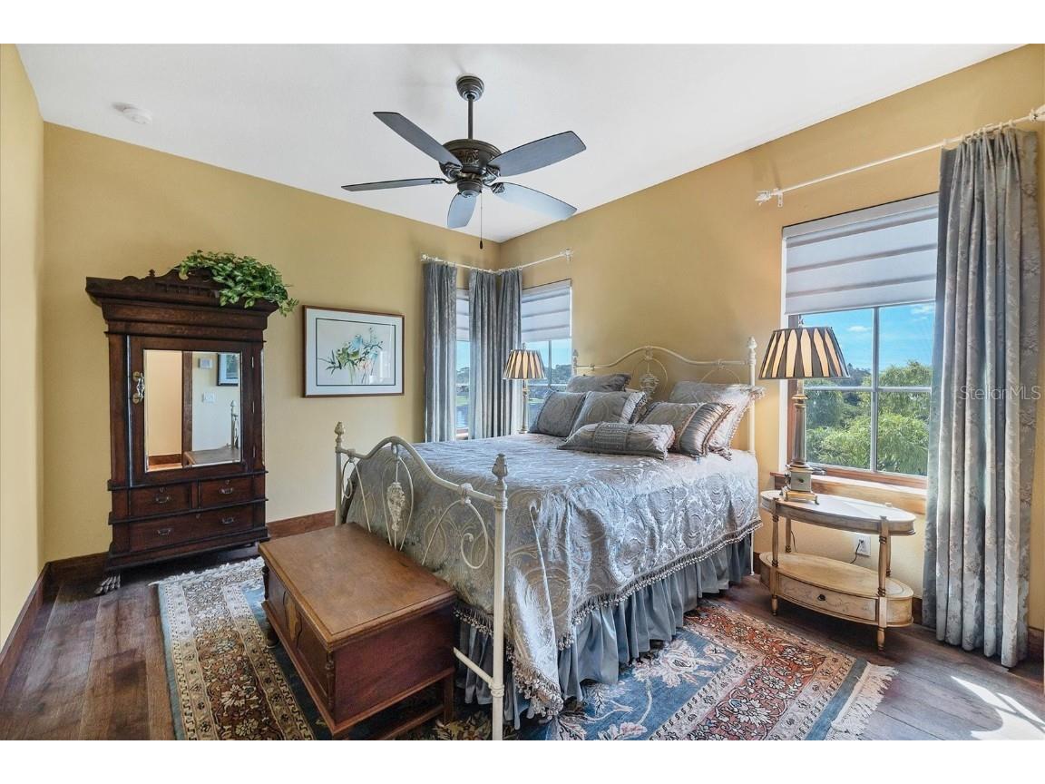315 S Shore Drive Sarasota FL 34234 A4676265 image45