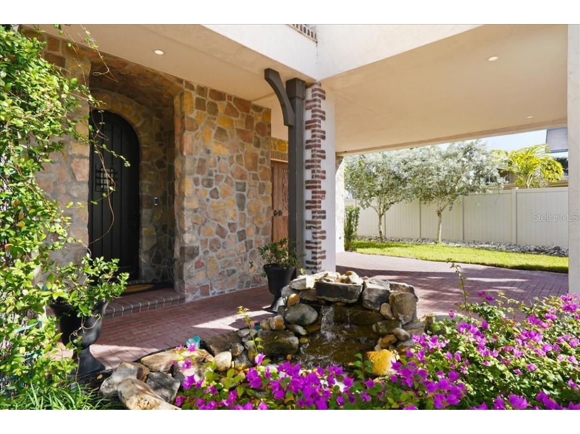 315 S Shore Drive Sarasota FL 34234 A4676265 image56