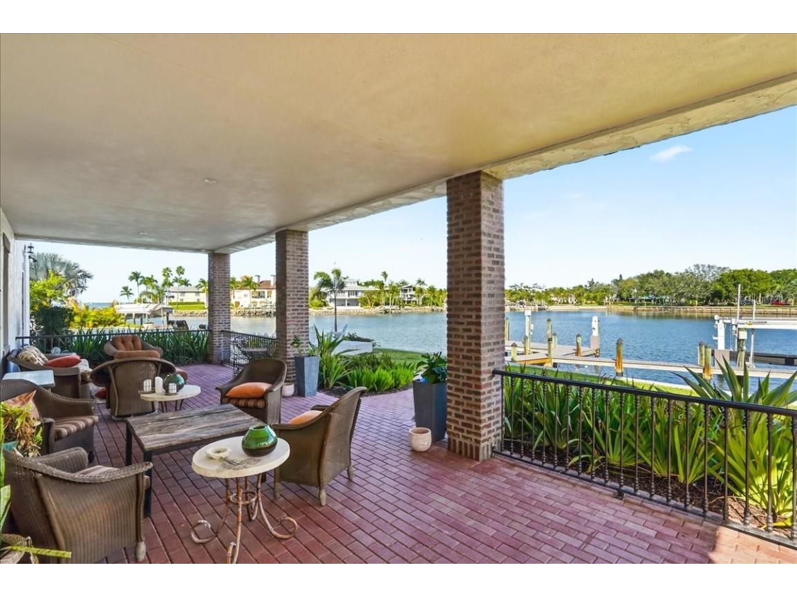 315 S Shore Drive Sarasota FL 34234 A4676265 image57