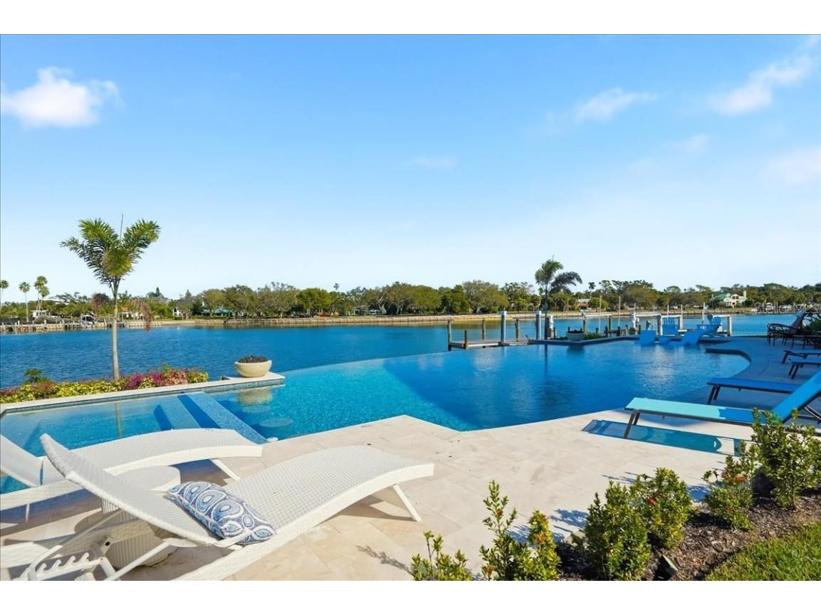 315 S Shore Drive Sarasota FL 34234 A4676265 image65