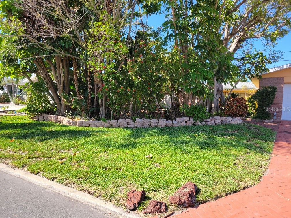 315 S Tessier Drive Saint Pete Beach FL 33706 TB8410465 image2