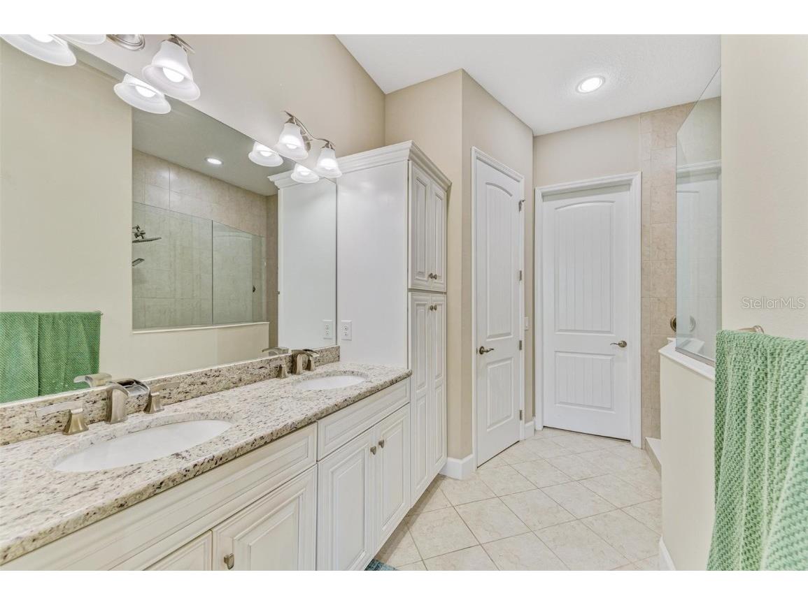 315 Sapphire Lake Drive #201 Bradenton FL 34209 A4671684 image37