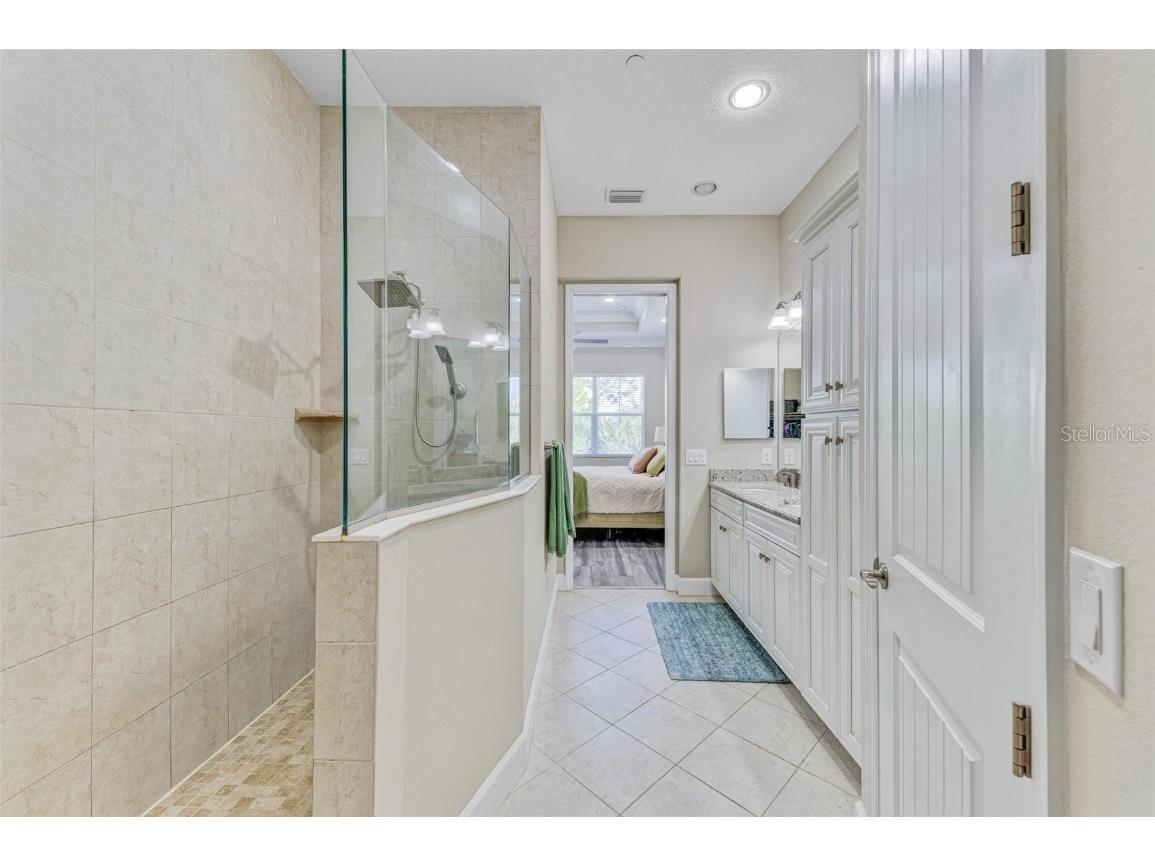 315 Sapphire Lake Drive #201 Bradenton FL 34209 A4671684 image39