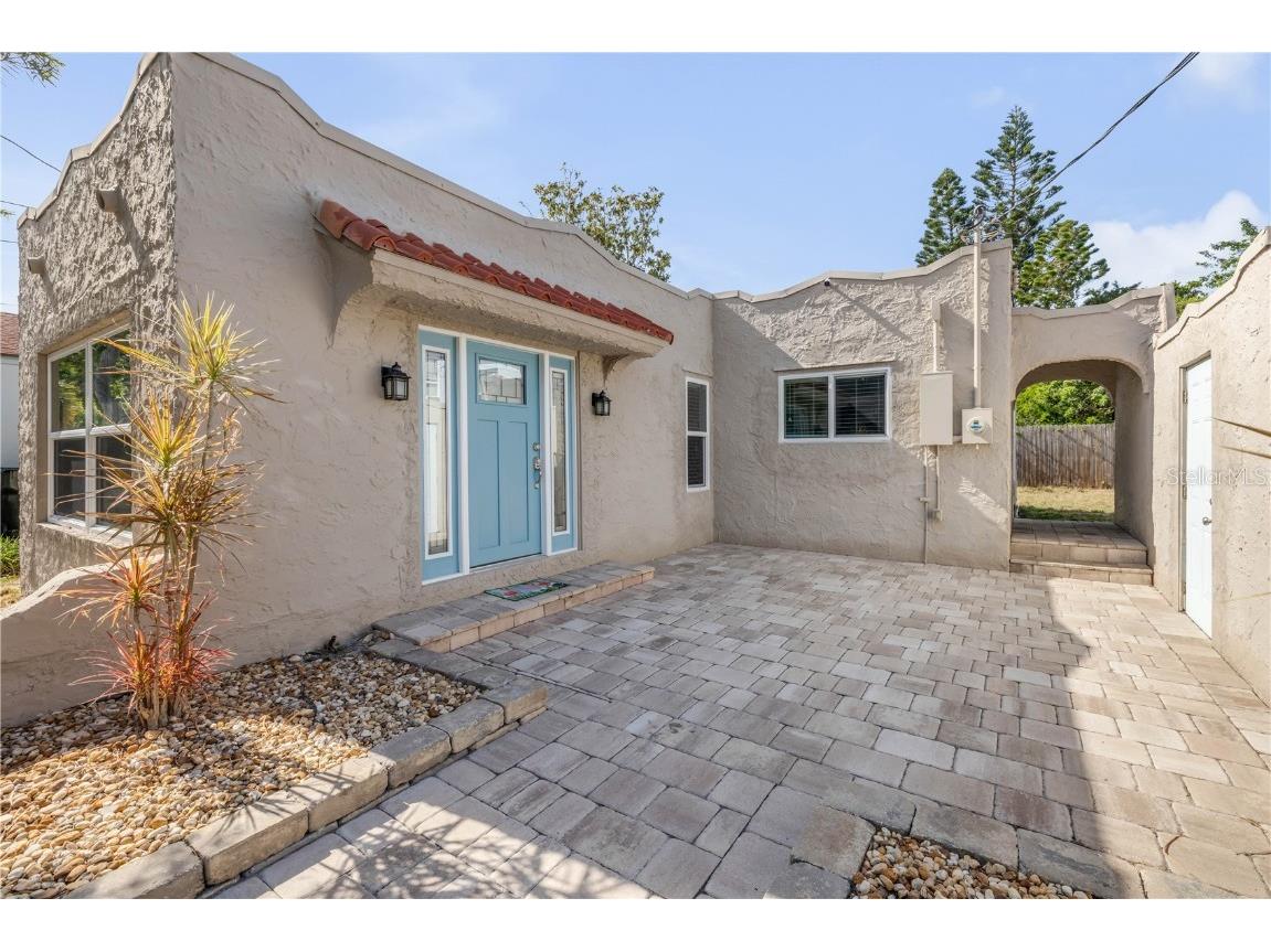 315 Sears Avenue Daytona Beach FL 32118 NS1085540 image2