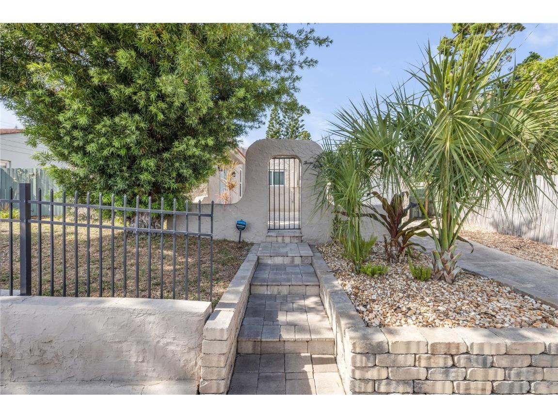 315 Sears Avenue Daytona Beach FL 32118 NS1085540 image4