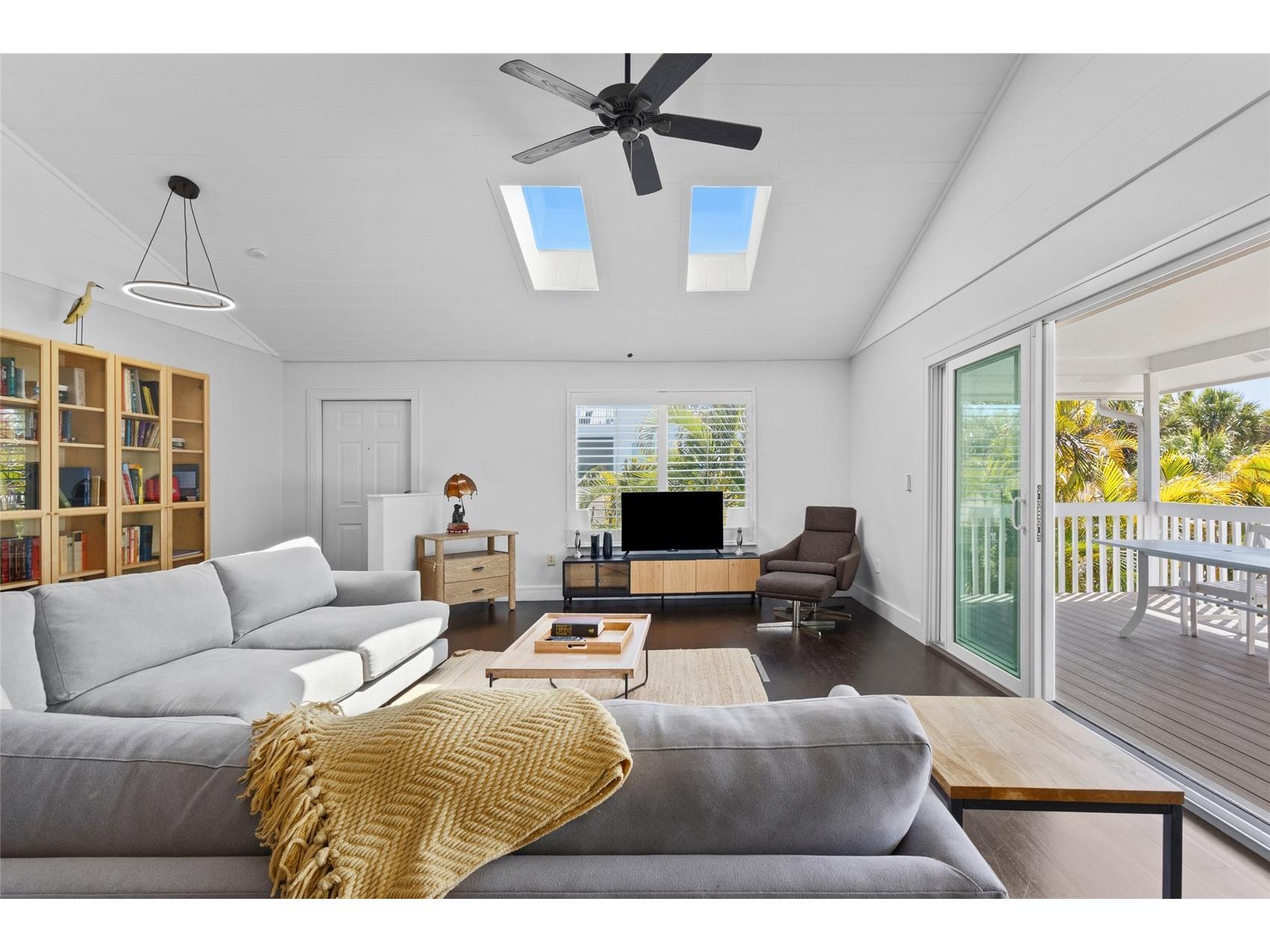 315 Spring Avenue Anna Maria FL 34216 A4694221 image10