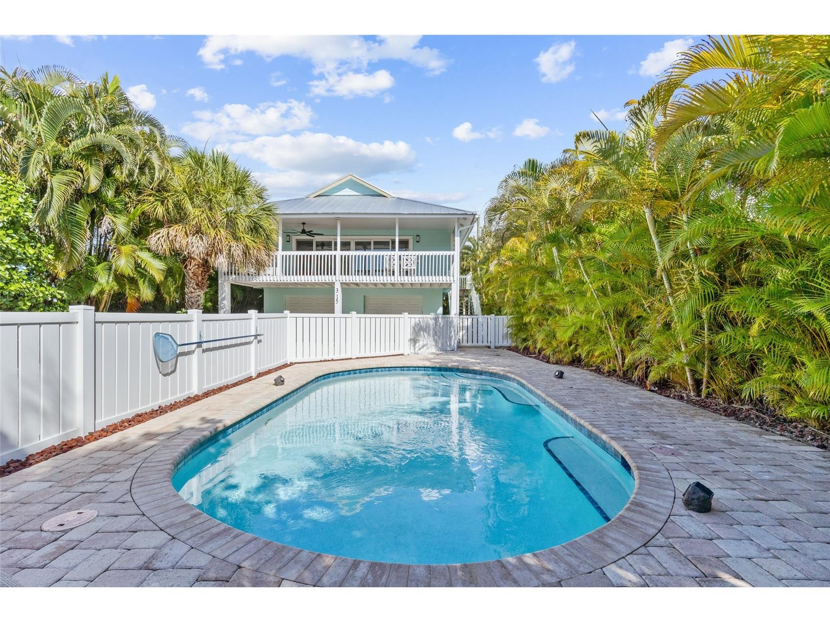 315 Spring Avenue Anna Maria FL 34216 A4694221 image45