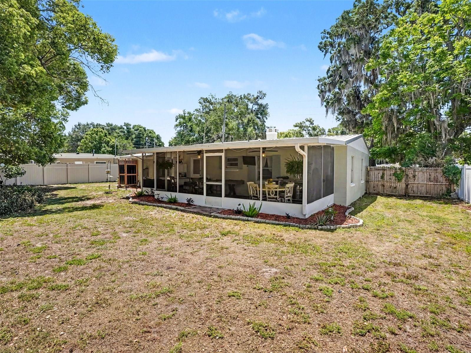 315 W 11th Avenue Mount Dora FL 32757 V4948938 image25