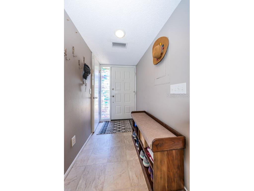 315 Woods Landing Trail Oldsmar FL 34677 TB8433357 image4