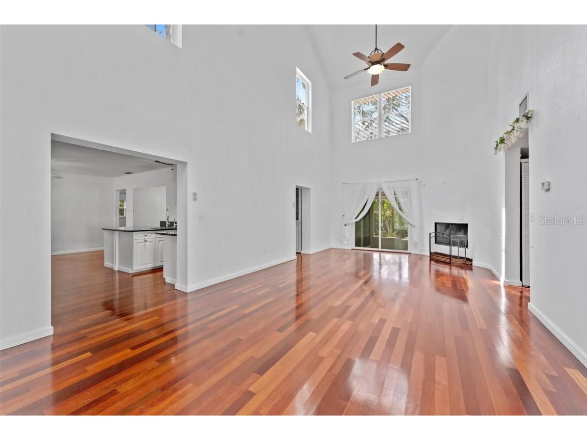 315 Wooten Road Lutz FL 33548 TB8446982 image8