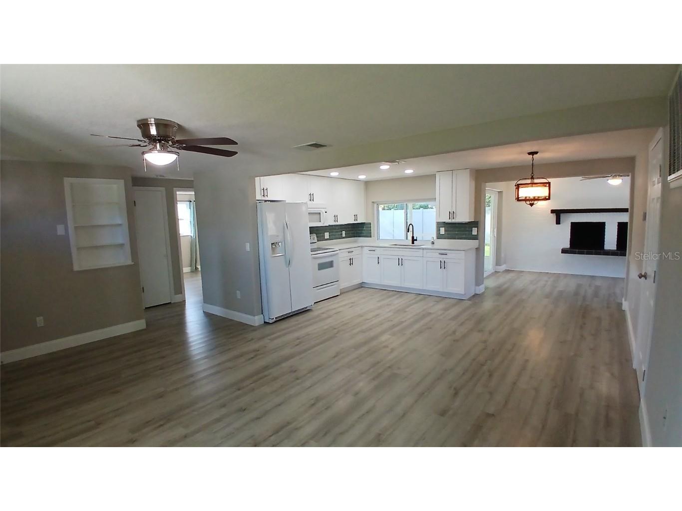 3150 Beacon Square Drive Holiday FL 34691 TB8398314 image4