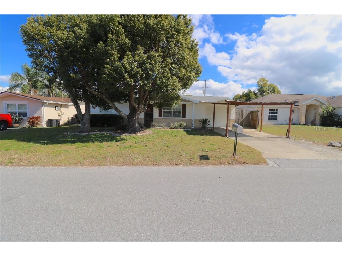 3150 Peterborough Street Holiday FL 34690 W7852240 image1