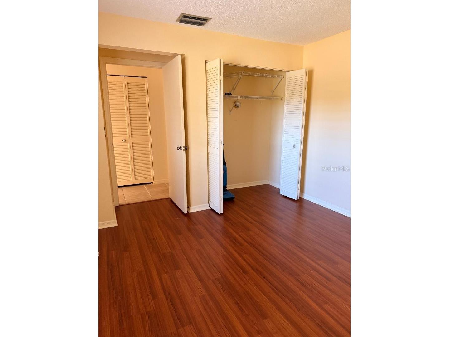 3150 Ringwood Meadow #54 Sarasota FL 34235 A4672491 image9