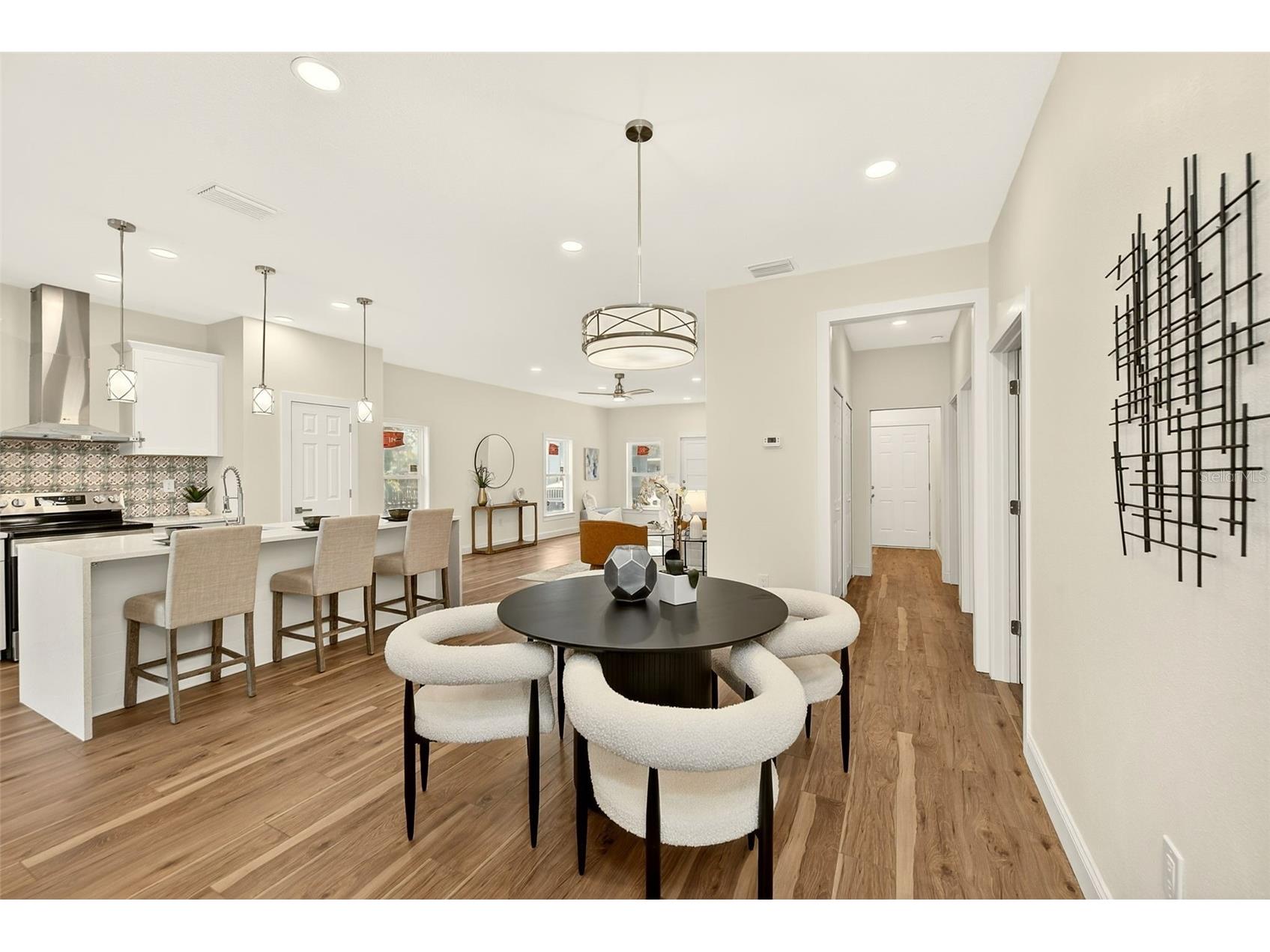 3151 69th Avenue N Saint Petersburg FL 33702 TB8503885 image16