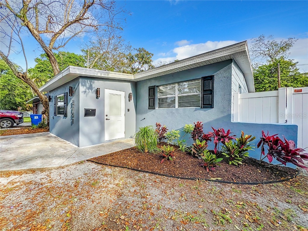 3151 Freemont Terrace S Saint Petersburg FL 33712 U8236805 image1