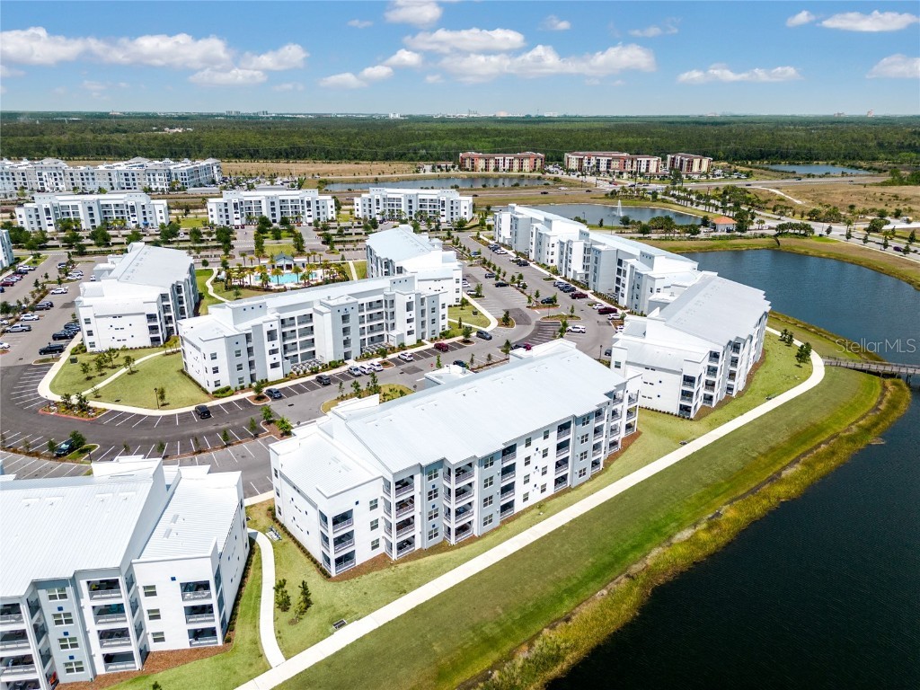 3151 Paradox Cir Circle #203 Kissimmee FL 34746 O6104425 image1