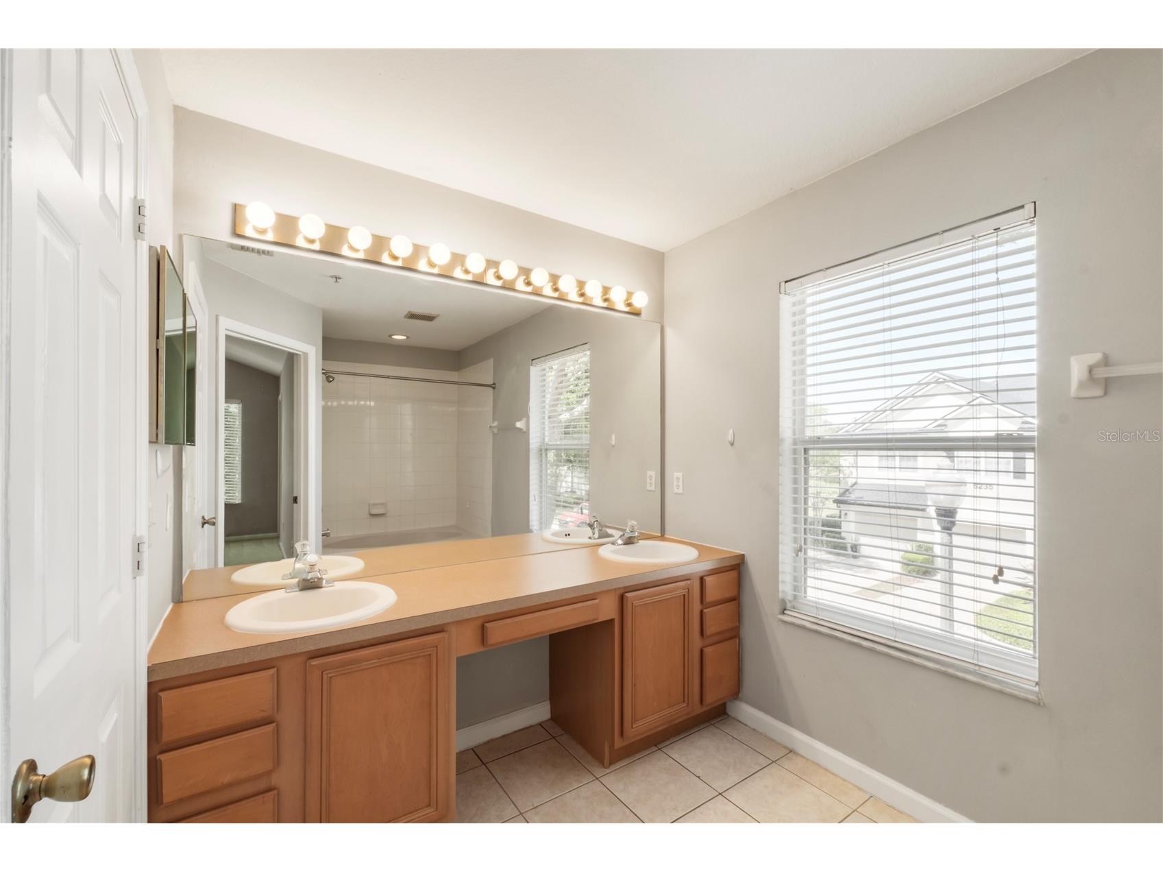 3151 Sinclair Street #101 Orlando FL 32835 O6399539 image14