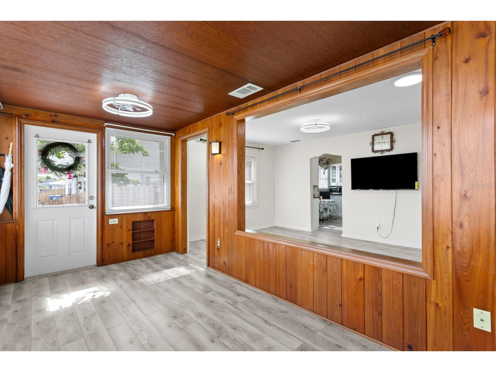 3152 13th Avenue N Saint Petersburg FL 33713 TB8525726 image5