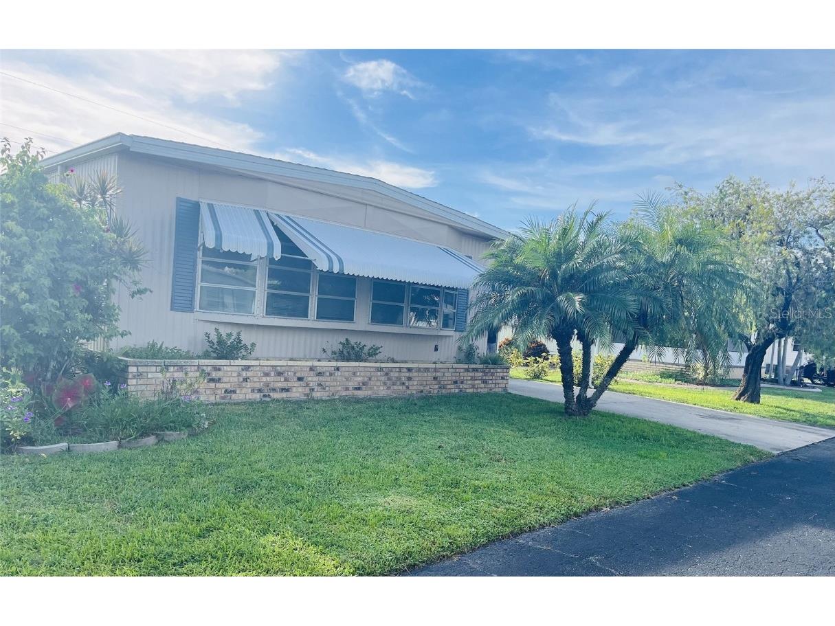 3153 Orchard Drive North Fort Myers FL 33917 A4662569 image1