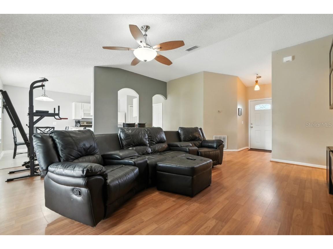 3154 Lynnhaven Street Deltona FL 32738 V4944383 image12