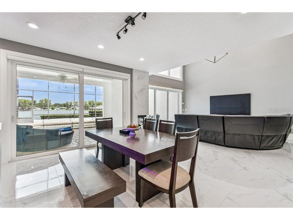 3155 Lake Ellen Drive Tampa FL 33618 TB8434847 image18