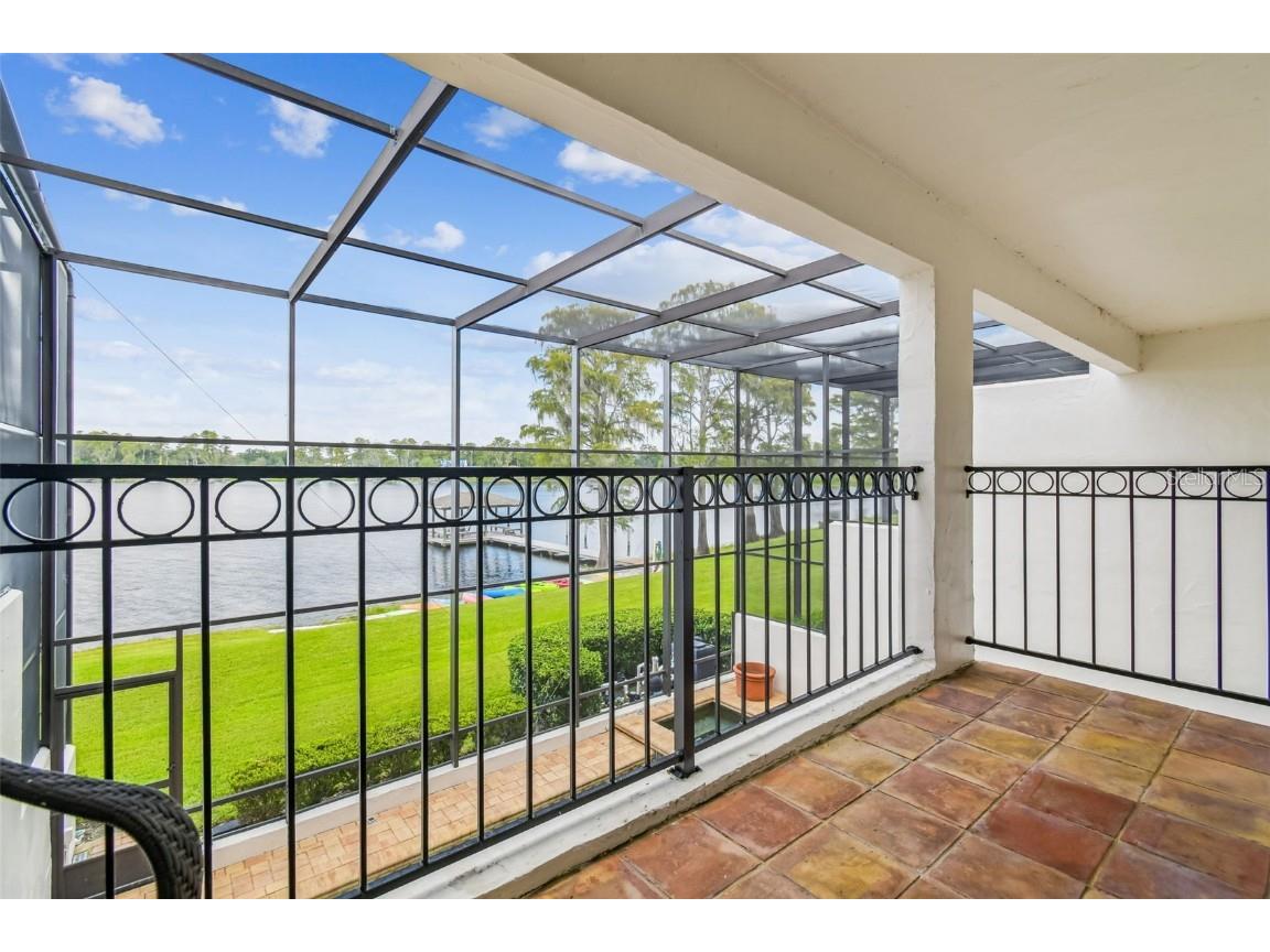 3155 Lake Ellen Drive Tampa FL 33618 TB8434847 image36